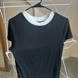 a new day Black and White Short Sleeve Tee - Size L